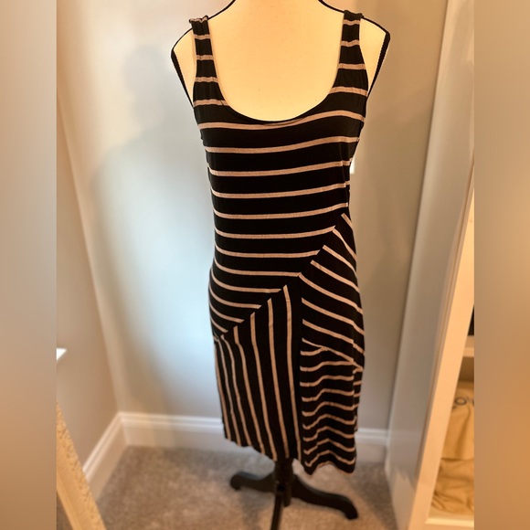 🖤 EUC Volcom Tank Dress Black & Neutral stripe with Logo SZ L - Picture 3 of 5